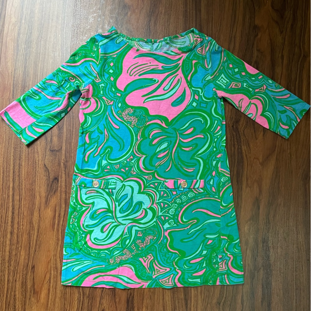 Adorable Lily Pulitzer coverup or tunic dress size M (6-7) like new!